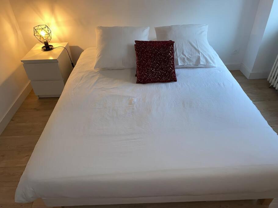 Propre Spacieux Renove Pratique Proche Centre 蒙特谢莱丝美恩斯 外观 照片